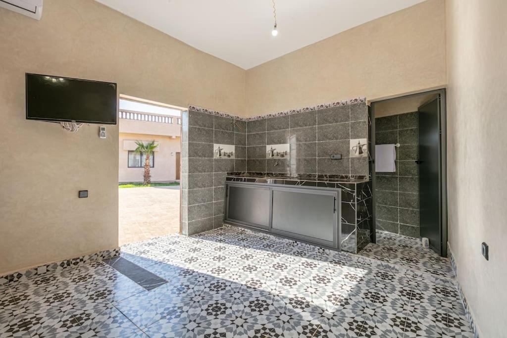 Villa Leila,Piscine , Grand Jardin, Jeux , Cuisiniere Marrákes Kültér fotó